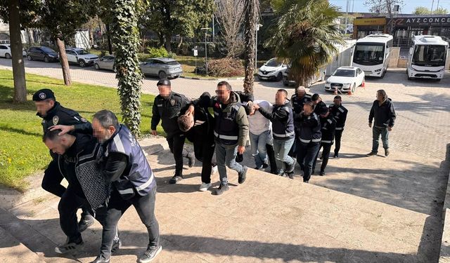Suç örgütü operasyonunda 25 gözaltı!