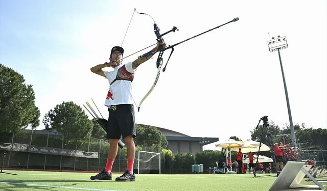 Mete Gazoz ünvanını korumak için çalışıyor!