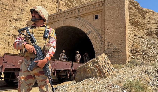 Maden sahasına düzenlenen silahlı saldırıda 9 kişi öldü