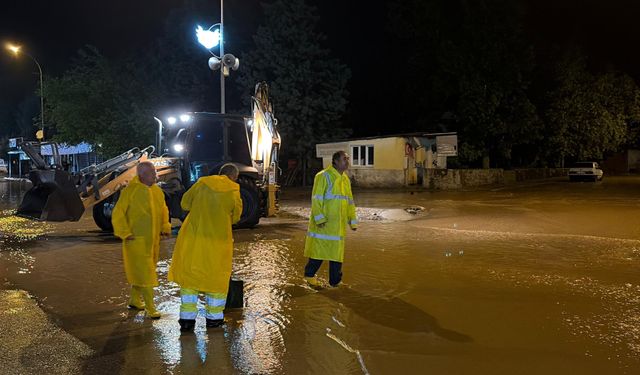 Osmaniye'yi sağanak vurdu!