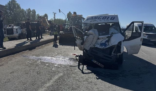 Hakkari'de korkunç kaza