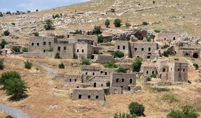 Ezidiler yıllar sonra döndükleri köylerinde yeni bir yaşam kurdu