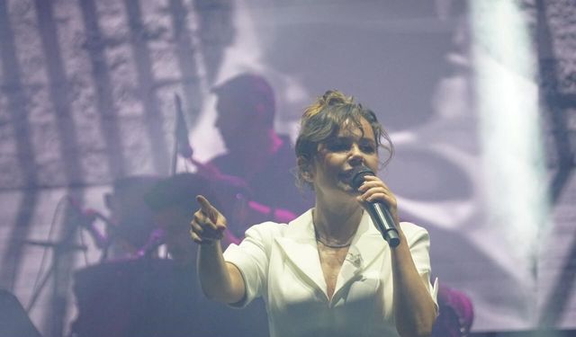 Kiraz Festivali’nde Poizi ve Özbey rüzgarı esti!