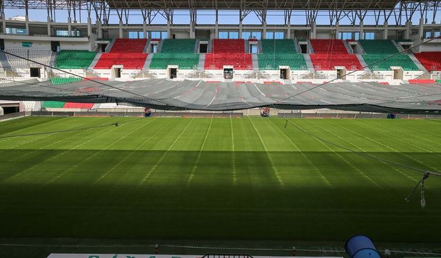 Amedspor'un yeni yuvasında hazırlıklar sürüyor