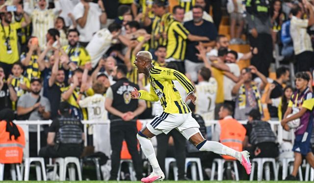 Fenerbahçe'de sezonun ilk golü Talisca'dan
