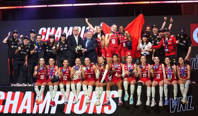 Filenin Sultanları'na spor camiasından tebrik!