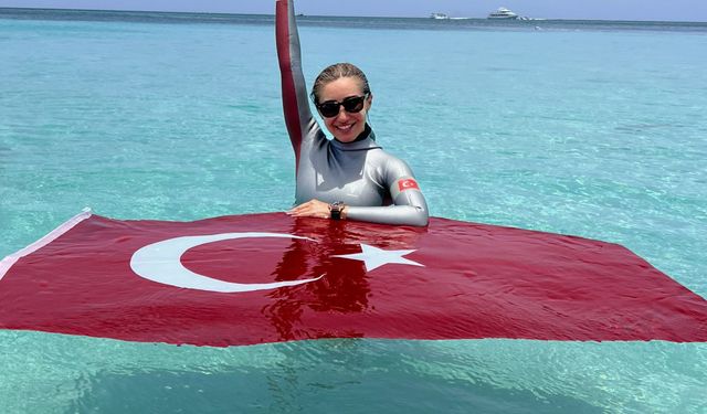 Şahika Ercümen'den iki altın madalya