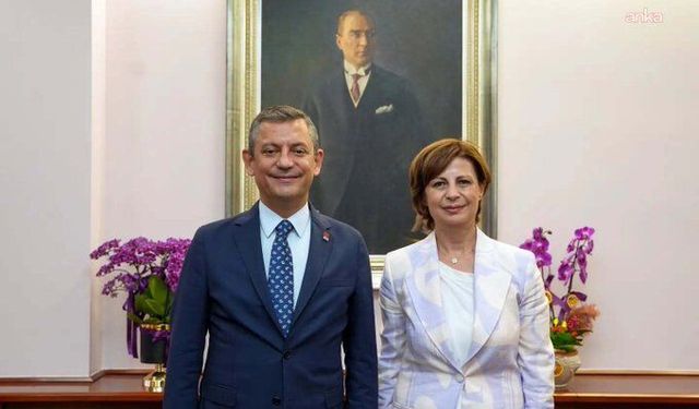 Eskişehir Büyükşehir Belediye Başkanı Ayşe Ünlüce CHP’den istifa etti