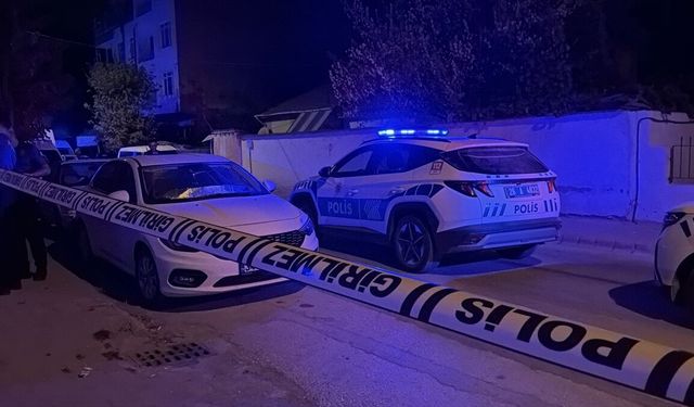 Eskişehir'de arkadaşını bıçakla öldürdüğü iddia edilen zanlı adliyede