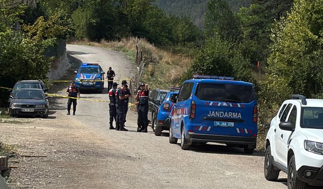 Arazi anlaşmazlığında kan aktı: Baba ve oğlu öldü