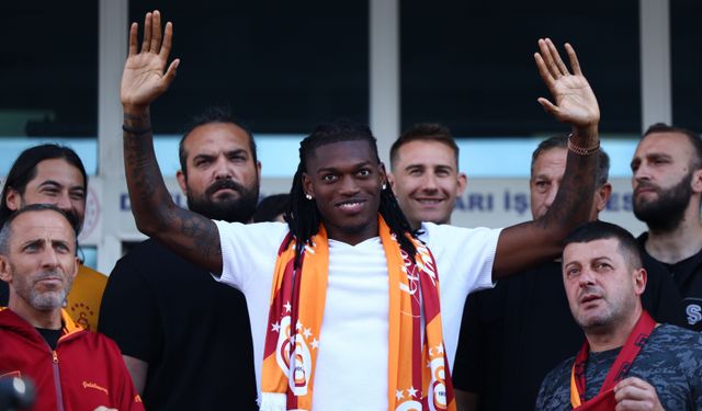 Galatasaray'ın yeni transferi Rafael Leao İstanbul'da