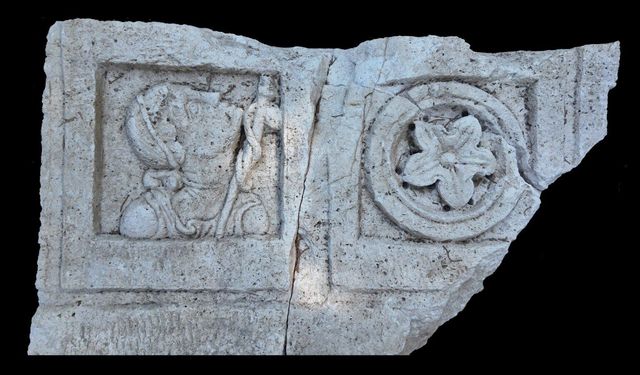 Side’de tarihe açılan bir kapı daha gün yüzüne çıkarıldı