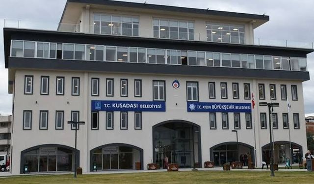 Kuşadası Belediyesi'ne yeni operasyon: 15 gözaltı