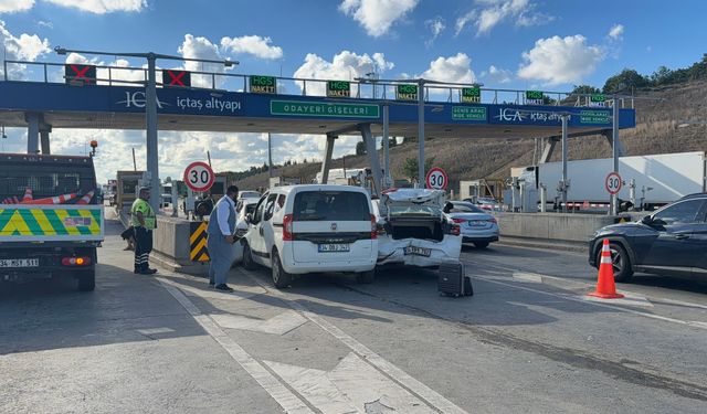 Kuzey Marmara Otoyolu'nda zincirleme kaza: 2 yaralı