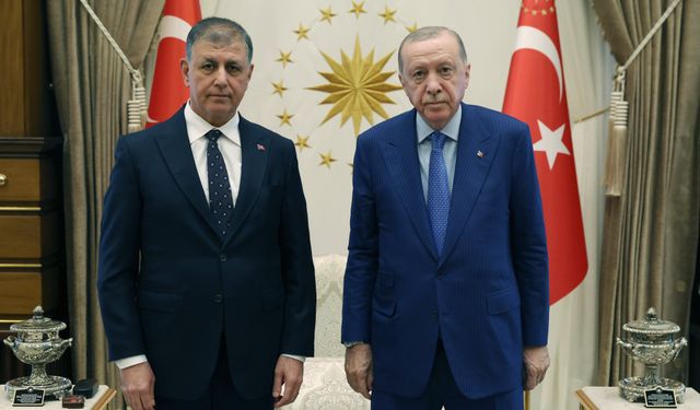 Cumhurbaşkanı Erdoğan, İzmir Büyükşehir Belediye Başkanı Cemil Tugay'ı kabul etti