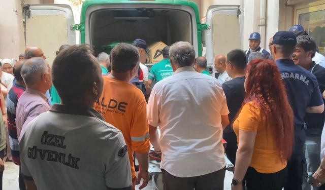 Feribot faciasında hayatını kaybeden uzman çavuşun naaşı Mersin'e getirildi