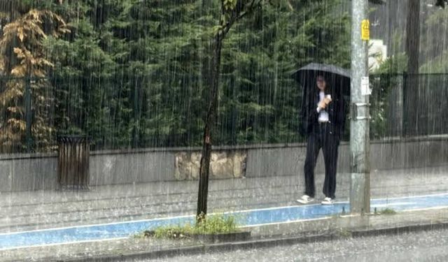 Meteoroloji’den 26 il için sağanak ve fırtına uyarısı