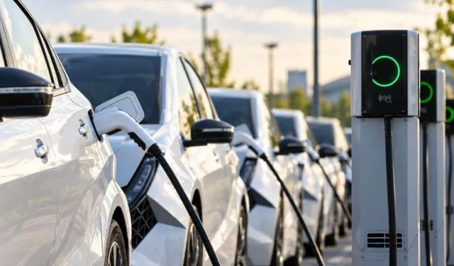 Türkiye yollarındaki elektrikli otomobil sayısı 485 bini geçti