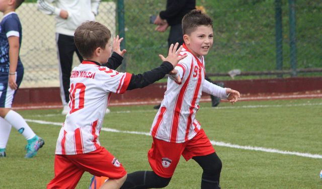 Eskişehir'de 29 Ekim Cumhuriyet Bayramı futbol müsabakaları yapıldı