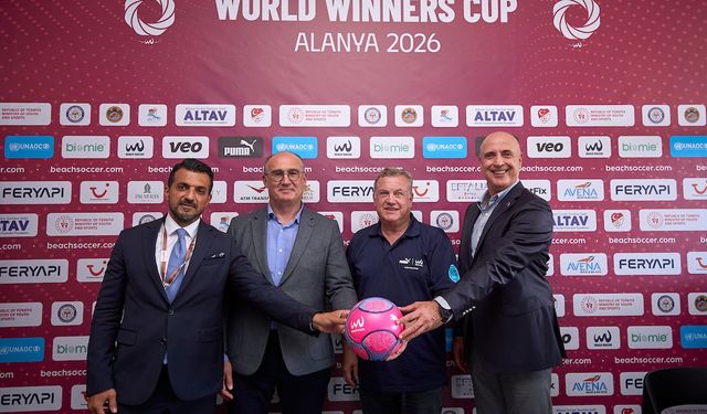 Joan Cusco: "Alanya artık plaj futbolu ailesinin bir parçası''