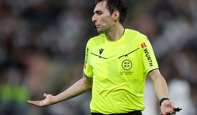 Fenerbahçe - Slavia Prag maçında Burgos düdük çalacak!