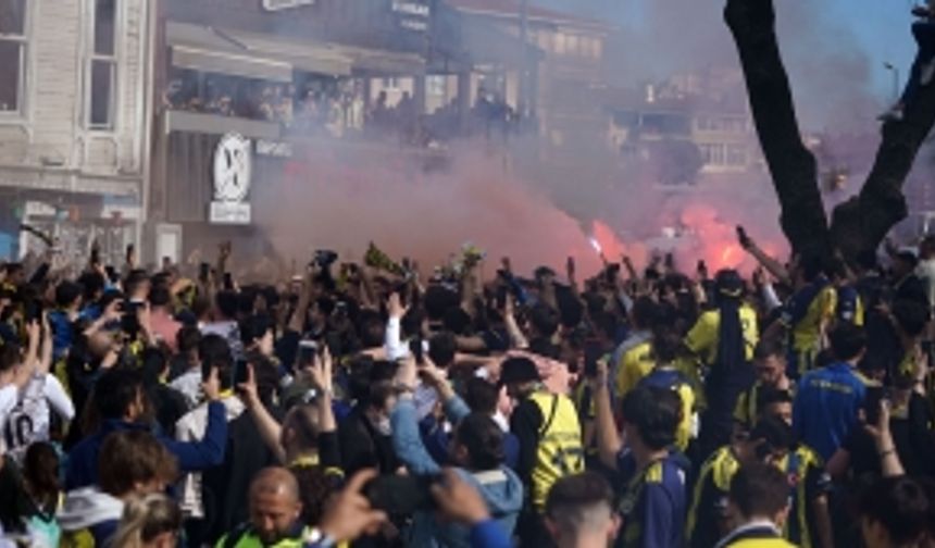 Taraftarlar Kadıköy’e akın etti