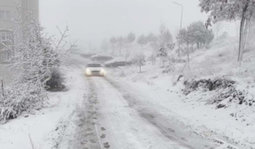 Ankara'da kar yağışı