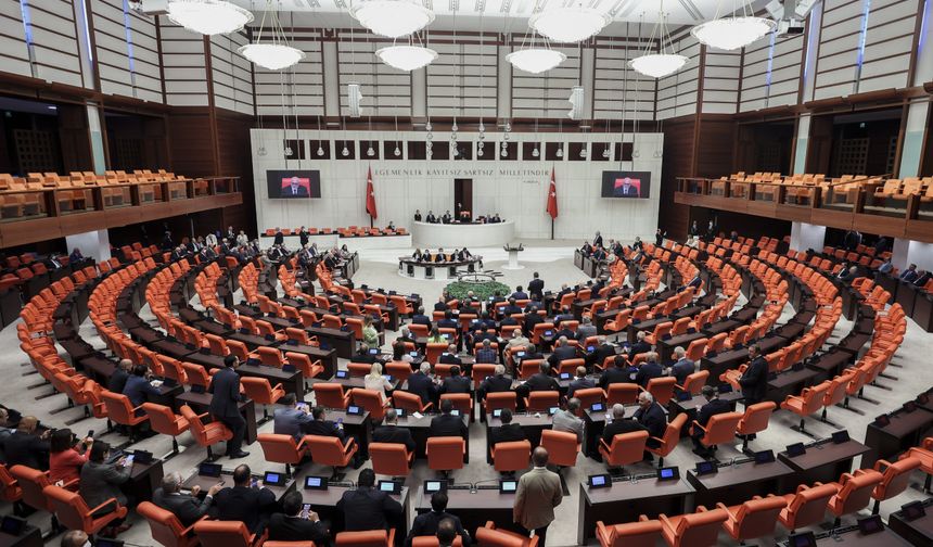 İYİ Parti'nin 'öğretmenler' önergesi reddedildi