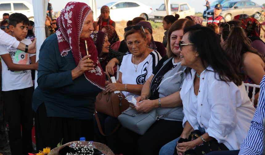 Yaşlı kadından Türkan Şoray'a: Sakın ölme!