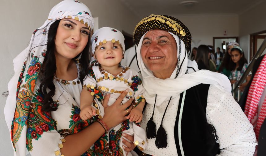 Mardin'de Ezidiler "Kırmızı Çarşamba Bayramı"nı kutladı