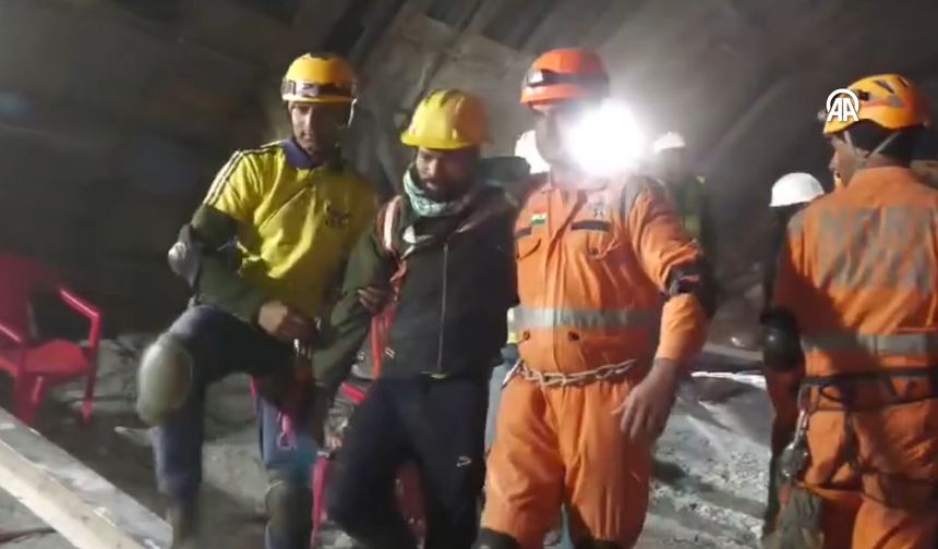 Çöken tünelde mahsur kalan 41 işçi 17 günde kurtarıldı