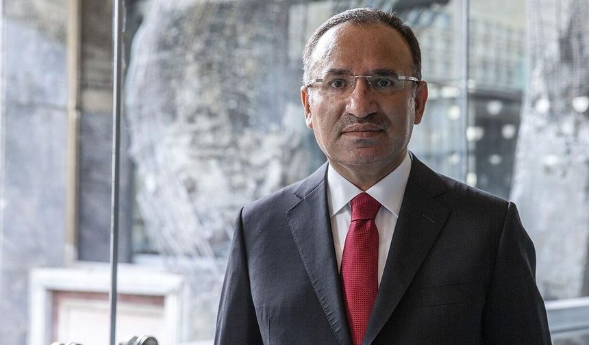 Bekir Bozdağ istifa etti!