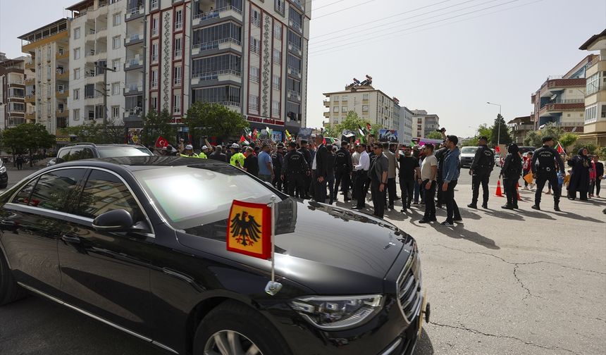 Almanya Cumhurbaşkanı bu kez Gaziantep'te protesto edildi