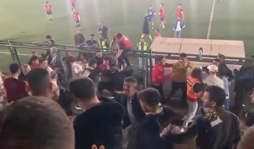 Futbol turnuvasındaki bıçaklı kavga kamerada: 2'si ağır 3 yaralı
