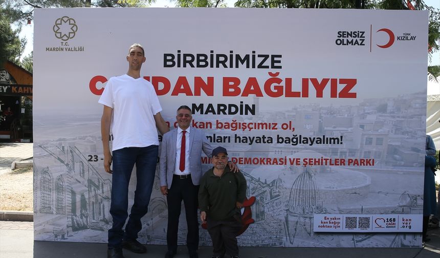 "Birbirimize candan bağlıyız" sloganıyla kan bağışı!