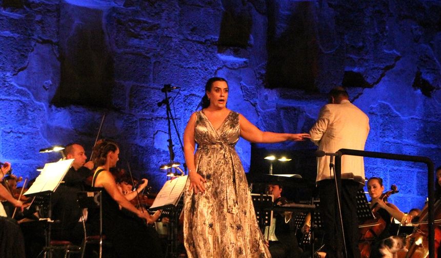 Aspendos Opera ve Bale Festivali'nde "Opera Gala Gecesi"