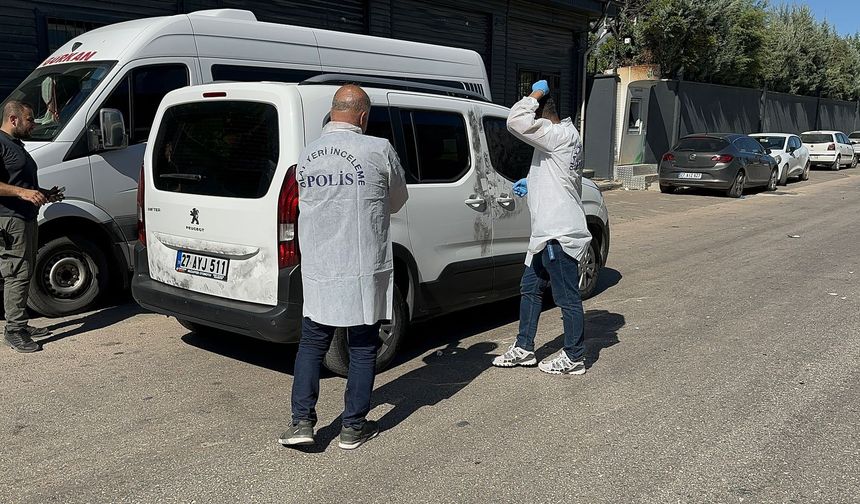 Ellerinde uzun namlulu silahlarla dehşet saçtılar!