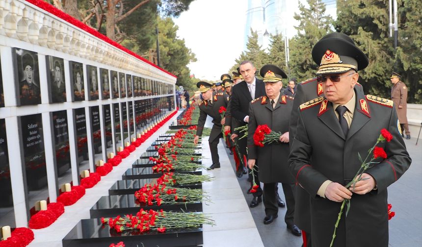 Azerbaycan'da "Kanlı Ocak" kurbanları anılıyor