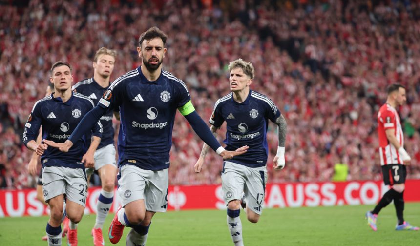 Manchester United, İspanya'da farklı kazandı