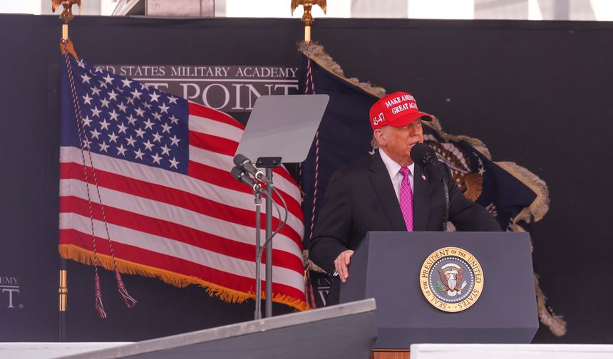 Donald Trump: Dünyanın en güçlü ordusunu ben inşa ettim