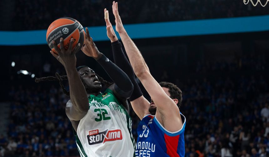 Anadolu Efes'ten Tarihi Zafer