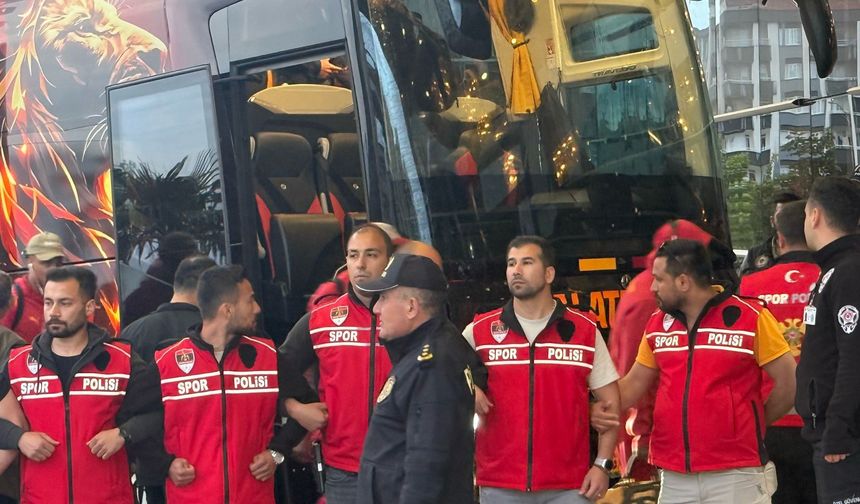 Galatasaray, Gaziantep'te coşkuyla karşılandı