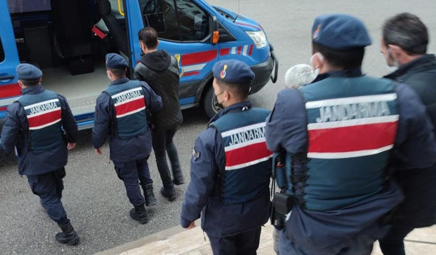 FETÖ'ye operasyon: 101 şüpheli yakalandı!