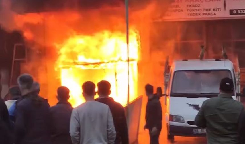 Rize'de Yangın Paniği