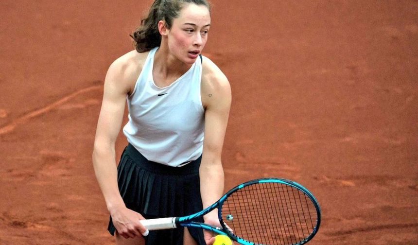 Zeynep Sönmez erken veda etti