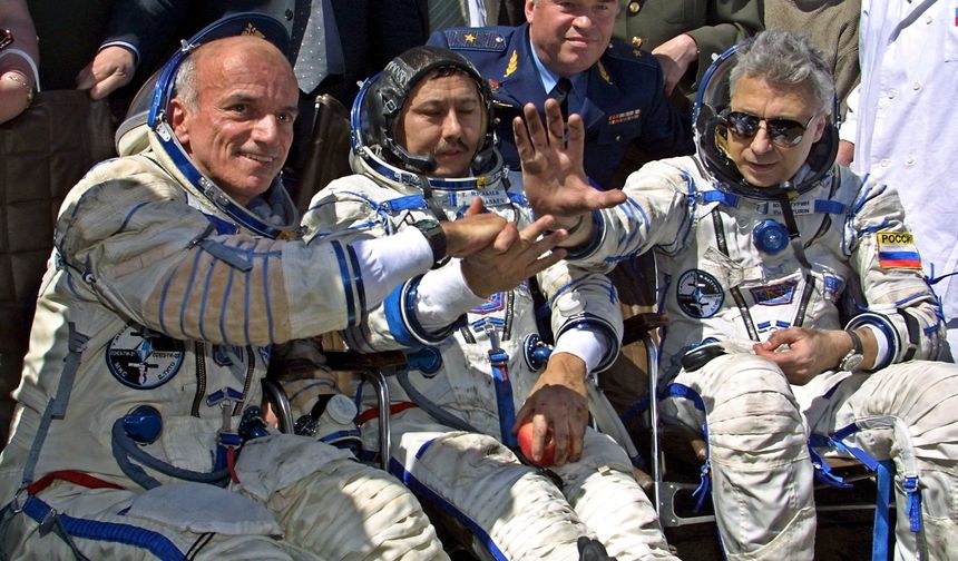 Üç kez uzaya çıkan kozmonot hayatını kaybetti!