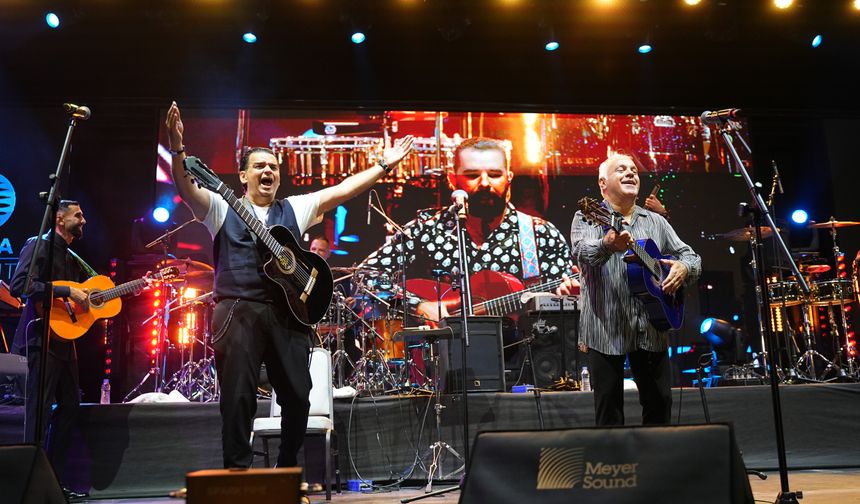 Gipsy Kings by Andre Reyes ve ASH, Didim’de sahne aldı!