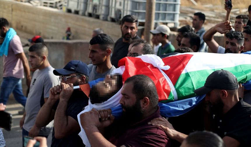 Gazze'de can kaybı 74 bin 237'ye yükseldi