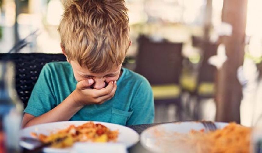 Gıda zehirlenmesinde '24 saat' uyarısı!