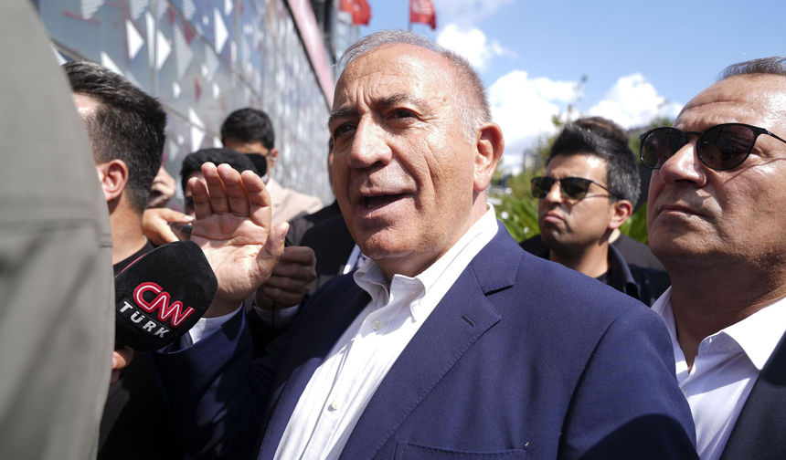 Gürsel Tekin'e yeni görev